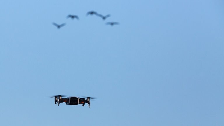 Policijai paredz tiesības nosēdināt vai notriekt dronus arī iespējama apdraudējuma gadījumā